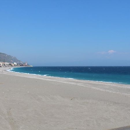 Taonasi Mazzeo Apartment Εξωτερικό φωτογραφία